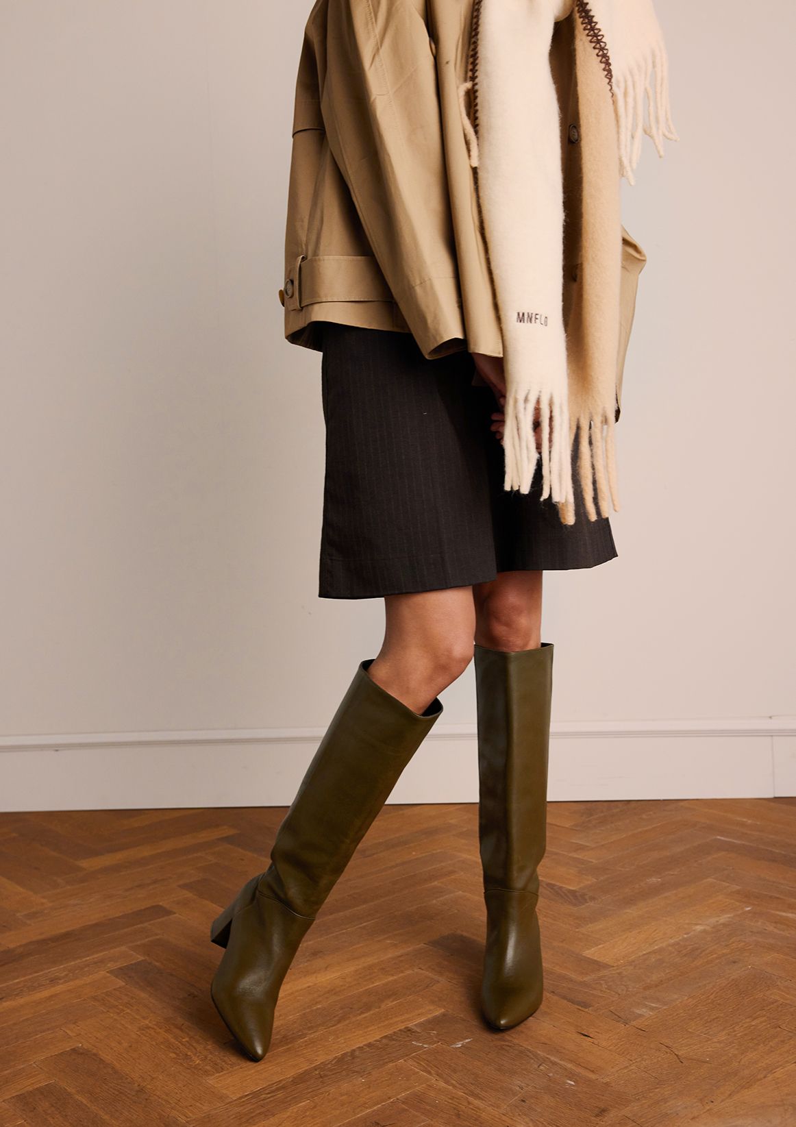 Beige sjaal met beige en bruine details